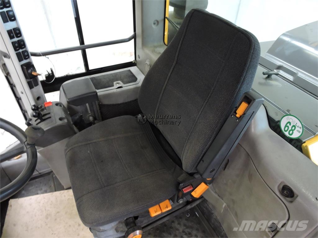 Volvo L90H لوادر بعجل