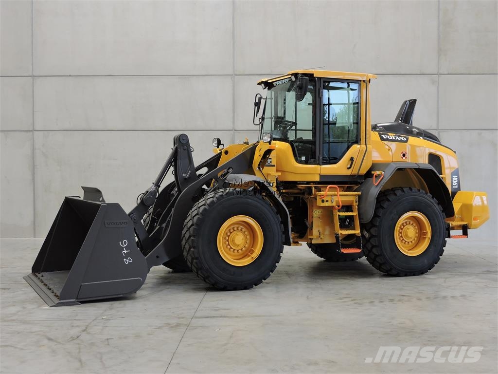 Volvo L90H New Bucket + Tyres Incarcator pe pneuri