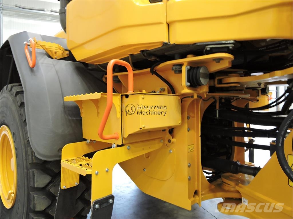 Volvo L90H New Bucket + Tyres Incarcator pe pneuri