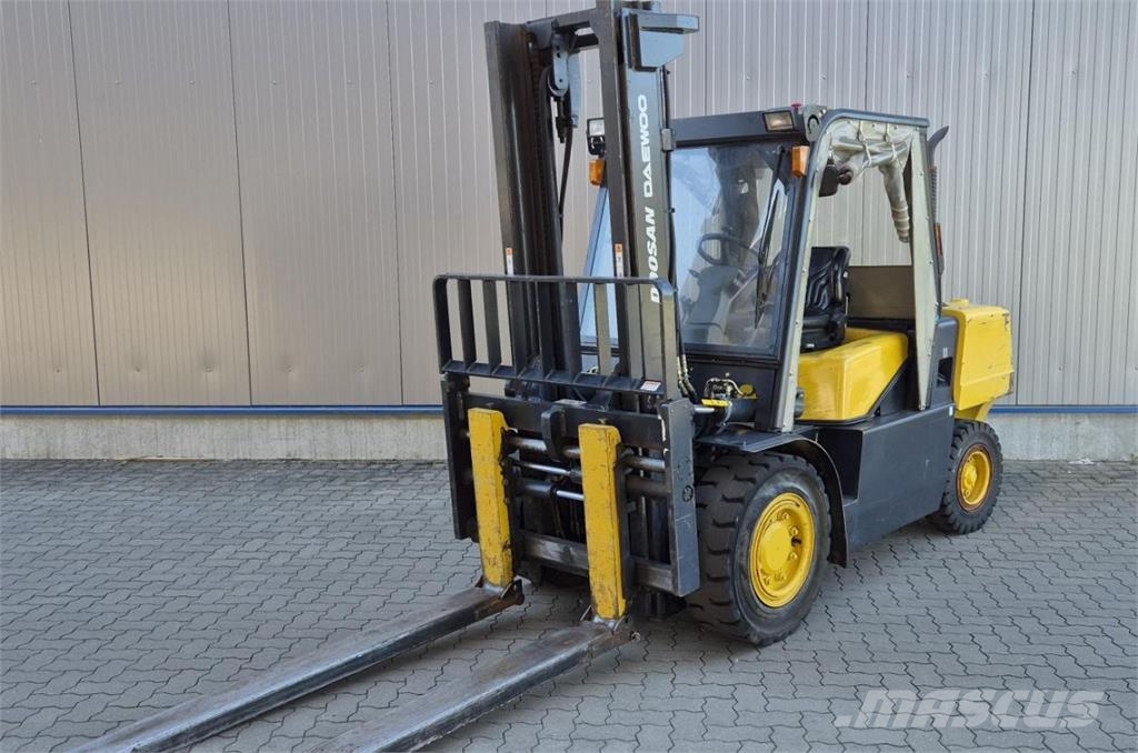 Doosan D50C-2 Dīzeļa autoiekrāvēji