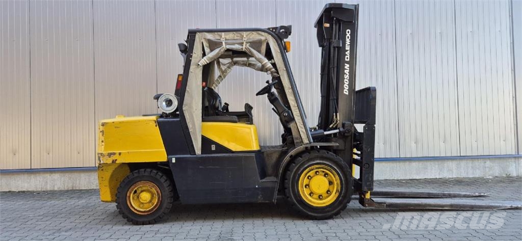 Doosan D50C-2 Dīzeļa autoiekrāvēji