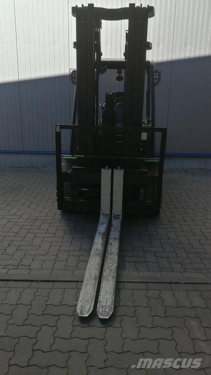 Hangcha CPD50-XD4-SI28 El gaffeltrucks