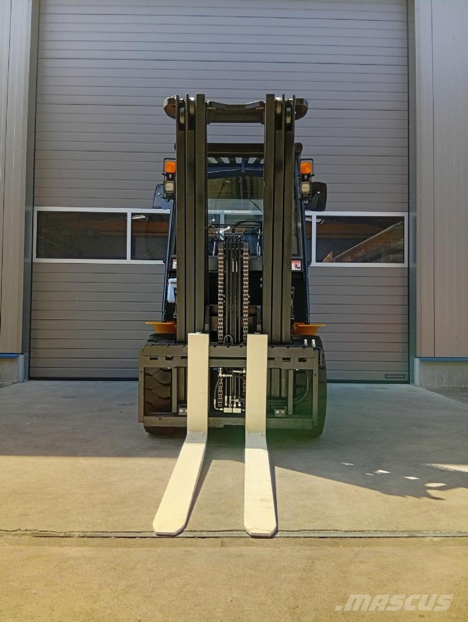 Yale ERP3.5MXLG Electric forklifts