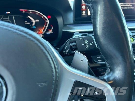 BMW 540 540IX DRIVE NAVI,HEAD-UP-DISPLAY ,PANORAMADACH Lengvieji automobiliai