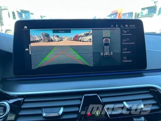 BMW 540 540IX DRIVE NAVI,HEAD-UP-DISPLAY ,PANORAMADACH Lengvieji automobiliai