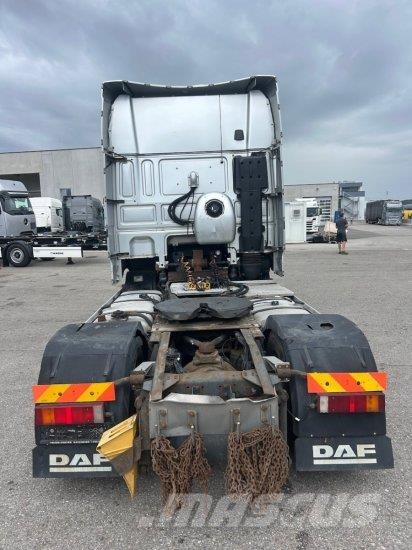 DAF XF 105.460 SSC, E5, STANDKLIMA, SCHUBBODENHYDRAULI Τράκτορες