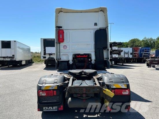 DAF XF 460 FT SSC, AUTOMATIK, EURO6 曳引機組件