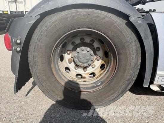 DAF XF 530 FT, AUTOMATIK, EURO 6, RETARDER, SUPER SPAC Nyergesvontatók