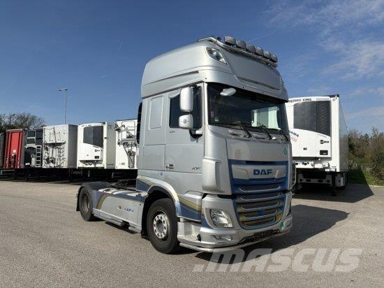 DAF XF 530 FT, AUTOMATIK, EURO 6, RETARDER, SUPER SPAC Nyergesvontatók