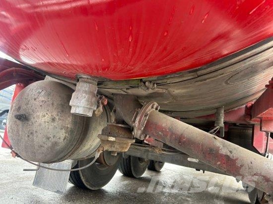 FELDBINDER TANKAUFLIEGER, 33.000L, 4 KAMMERN Semirremolques cisterna