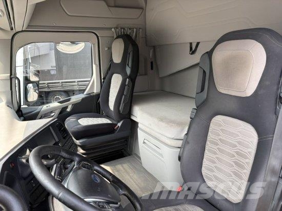 FORD F-MAX 500, INTARDER Vlačilci