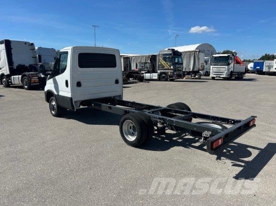 Iveco DAILY 40 - 180 FAHRGESTELL, E6 OHNE MOTOR/OHNE GET Andre varebiler