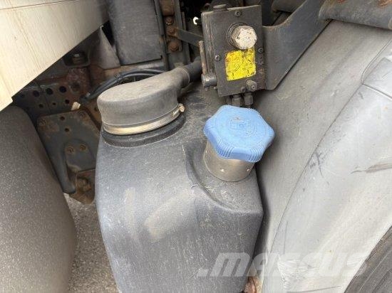 Iveco STRALIS AD,KOFFER MIT SCHIEBETüR, LBW AUTOMATIK, E Camiones caja cerrada