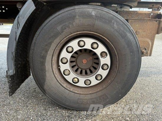 KöGEL AWE-18 LAFETTE MIT KRONE WECHSELPRITSCHE Çekiciler, konteyner