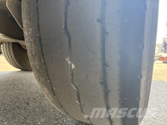 KöGEL KIPPMULDE 25M³, LIFTACHSE, ROLLPLANE Semirremolques de volteo