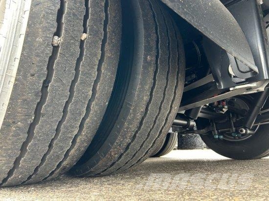 KRONE JUMBO PLATEAU ANHäNGER 8.6 METER, BPW المنصات الهوائية المثبتة على مقطورة
