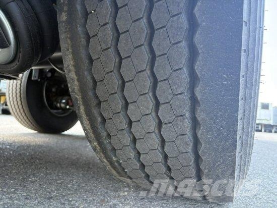 KRONE KüHLER, MEAT HANG, CARRIER HE 19 AUSTRIA EDITION,  أنواع أخرى من أنصاف المقطورات