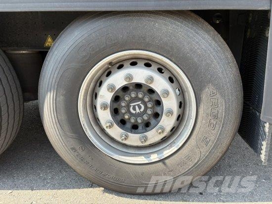 KRONE SD PROFI LINER, LIFTACHSE, BPW-ACHSE, EDSCHA-VERDE Curtainsiderauflieger