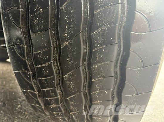 KRONE SD PROFI LINER, 1. U 3. ACHSE LIFT, KRONE-ACHSE, E نصف مقطورات بباب جانبي