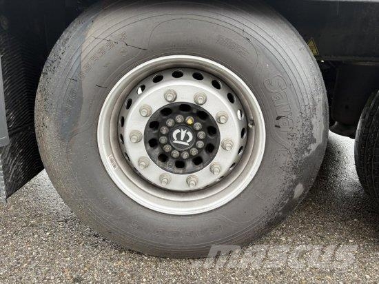 KRONE SD PROFI LINER, 1. U 3. ACHSE LIFT, KRONE-ACHSE, E نصف مقطورات بباب جانبي