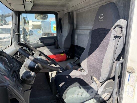 MAN TGL 7.180 4X2 BB TGL02/- EURO 4 Camión con caja abierta