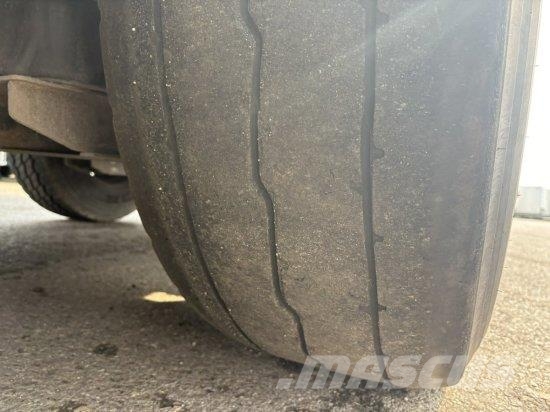 MENCI KASTENMULDE SL105R, 50 CM³, GETREIDESCHIEBER, LIFT Kiper poluprikolice