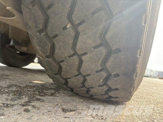 MENCI KASTENMULDE SL105R, 50 CM³, GETREIDESCHIEBER, LIFT Kiper poluprikolice
