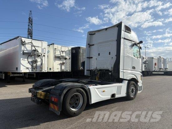 Mercedes-Benz 1851 GIGASPACE, RETARDER, HYDRAULIK, MIRROR-CAM Prime Movers