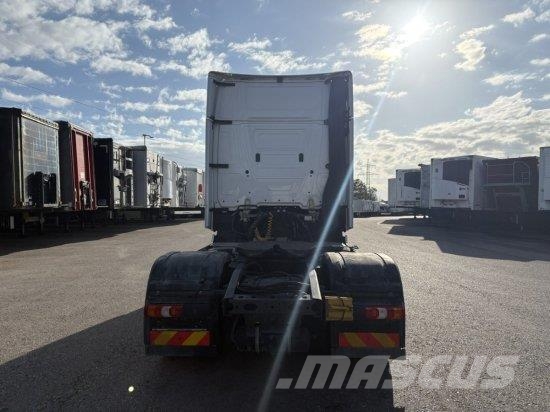 Mercedes-Benz 1851 GIGASPACE, RETARDER, HYDRAULIK, MIRROR-CAM Prime Movers