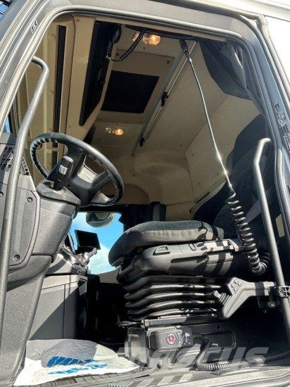 Mercedes-Benz ACTROS 2551 L 6X2 LENK-LIFTACHSE, HIAB-LIFT 2019, Abrollkipper