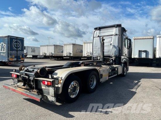 Mercedes-Benz ACTROS 2551 L 6X2 LENK-LIFTACHSE, HIAB-LIFT 2019, Abrollkipper