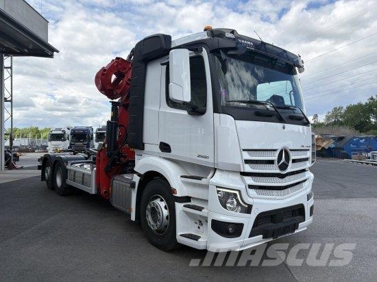 Mercedes-Benz ACTROS 2551 6X2, PALFINGER-ABROLLKIPPER MIT SCHROT Camiones polibrazo