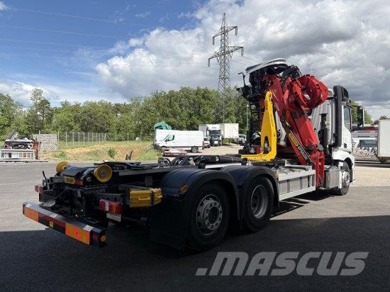 Mercedes-Benz ACTROS 2551 6X2, PALFINGER-ABROLLKIPPER MIT SCHROT Camiones polibrazo