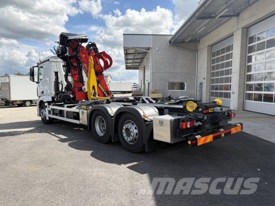 Mercedes-Benz ACTROS 2551 6X2, PALFINGER-ABROLLKIPPER MIT SCHROT Camiones polibrazo