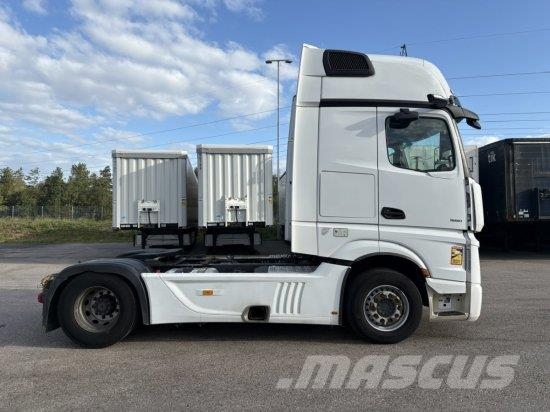 Mercedes-Benz ACTROS 1851 GIGA SPACE, STREAM MIRROW CAM, HYDRAUL Trækkere