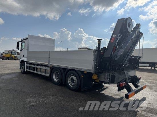 Mercedes-Benz ACTROS 2653, RETARDER, PRITSCHE, HIAB HIPRO 232 ES Camiones de cama baja