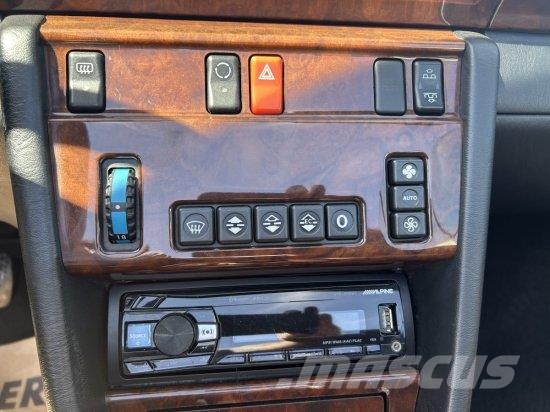 Mercedes-Benz E 300 CABRIO 24V Cars