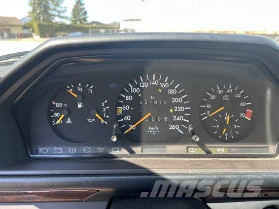 Mercedes-Benz E 300 CABRIO 24V Cars