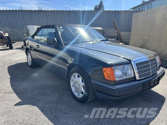 Mercedes-Benz E 300 CABRIO 24V Cars