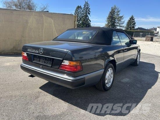 Mercedes-Benz E 300 CABRIO 24V Cars