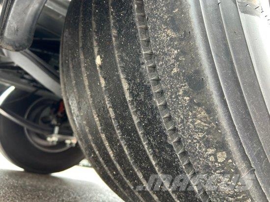 MöSLEIN TANDEMKIPPER-TIEFLADER, 3 SEITENKIPPER MIT EINSCHU Savivartės priekabos