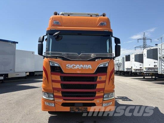 Scania R650 V8, 6X2, E6, LEDER, PENZ-CRANE 15Z - HOLZLADE 트랙터 유닛