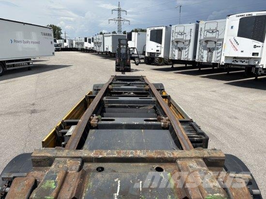 SCHMITZ ABROLLANHäNGER 2-ACHSIG, DREHKRANZ, ACF20 Remolques portacubetas