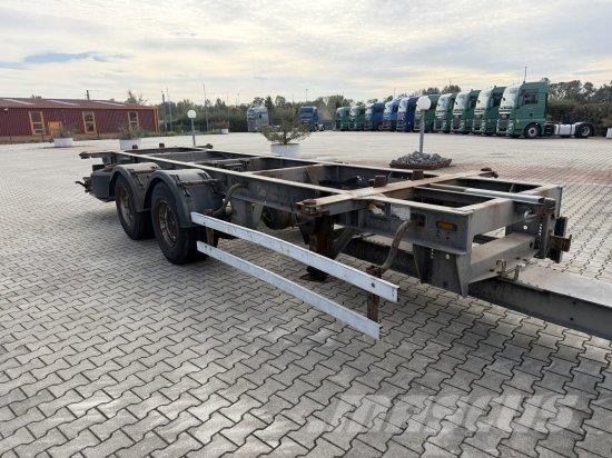 SCHMITZ GOTHA ZWF 18 MAXI مقطورات حاويات