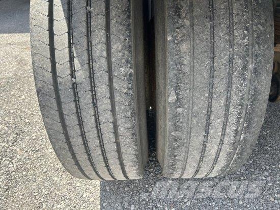 SCHWARZMüLLER LANGHOLZANHäNGER 2-ACHSIG ZWILLINGSBEREIFT BLATTGE Metsaveohaagised