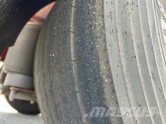SCHWARZMüLLER SPEZIALAUFLIEGER SCHRäGLADER, COILMULDE MEHRERE EI Semi-trailer med Gardinsider