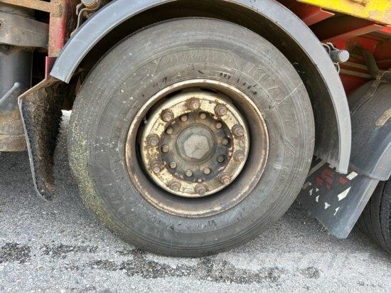 SCHWARZMüLLER SPEZIALAUFLIEGER SCHRäGLADER, COILMULDE MEHRERE EI Semi-trailer med Gardinsider