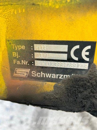 SCHWARZMüLLER SPEZIALAUFLIEGER SCHRäGLADER, COILMULDE, LIFTACHSE Semi-trailer med Gardinsider