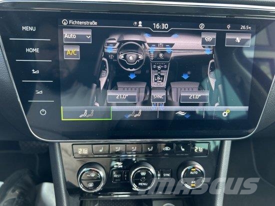 SKODA SUPERB 4X4 SPORTLINE, PANO, AHK ,ACC, EXPORTPREIS  Carros