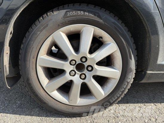 TOYOTA AVENSIS 2,0 D-4D, KOMBI, SCHALTGETRIEBE, KLIMA, SI Automobili